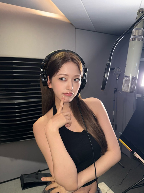 IVE隊長安俞真翻唱〈Golden〉（圖片來源：IG@_yujin_an）