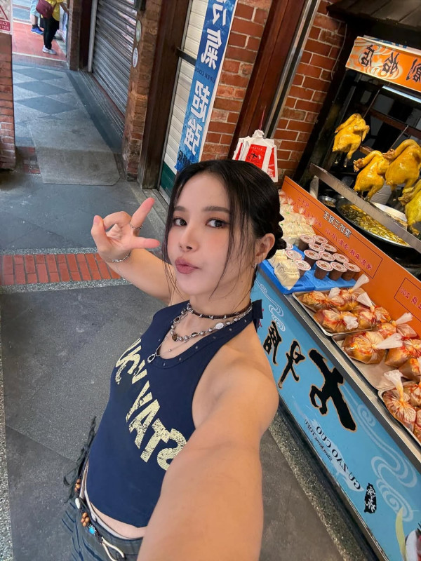 MAMAMOO頌樂翻唱〈Golden〉（圖片來源：IG@solarkeem）