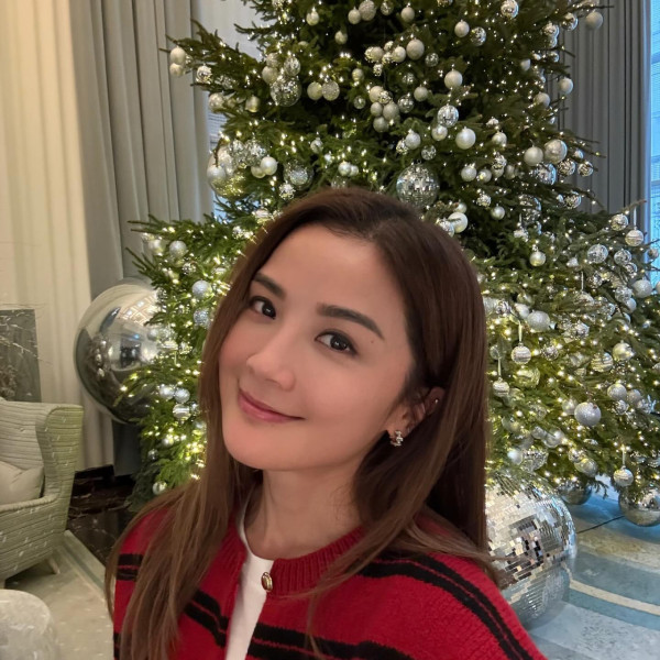 阿Sa結婚｜蔡卓妍經歷離婚分手仍然相信愛情 盤點4段戀愛史情路坎坷！姐弟戀修成正果