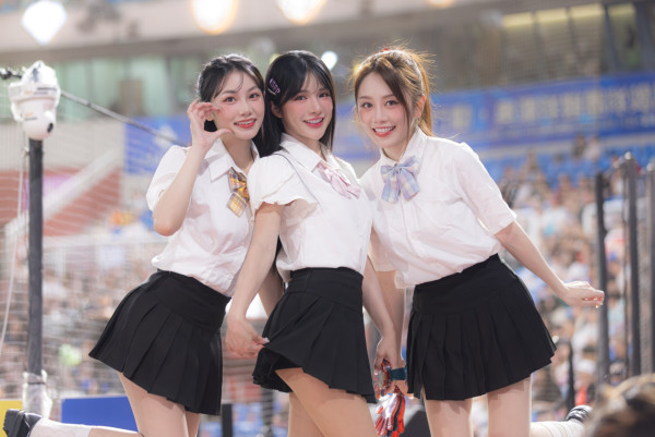 勁過「紅姐」！深圳女同步交往20男 神操作氹男友送iPhone 轉手賺12萬買樓