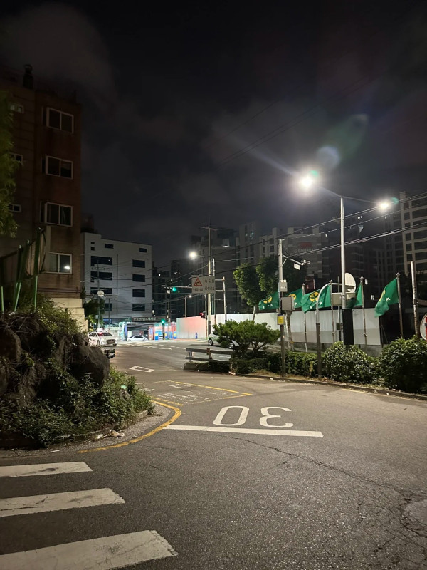 內地女遊港搭地鐵因一事挨轟 呻非常生氣 網民教這樣反擊?