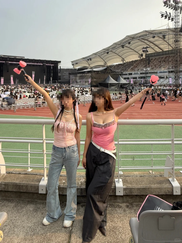 內地女遊港搭地鐵因一事挨轟 呻非常生氣 網民教這樣反擊?