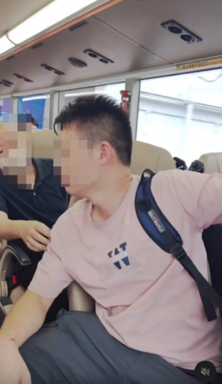 巴士缺德男亂扔外賣遭群眾制止 暴怒疑想動手打人  網民：正義港人