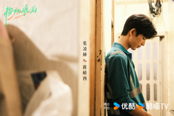 櫻桃琥珀香港旺角取景（圖片來源：微博@櫻桃琥珀）
