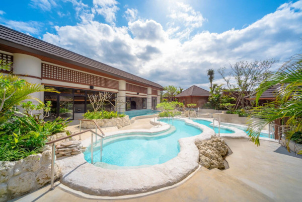 JUNGLIA｜沖繩全新主題樂園25年7月開幕 佔地120萬米！恐龍主題機動遊戲/熱氣球/SPA設施 