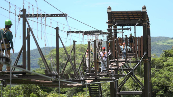 沖繩潛水悲劇！教練與遊客受困30米深洞罹難 揭潛水必知保命安全貼士 