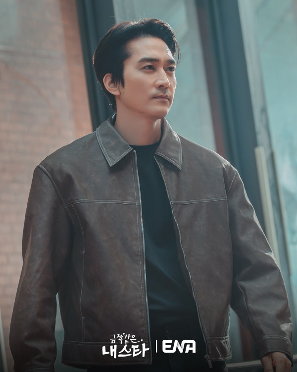 金子般我的明星線上看（圖片來源：IG@channel.ena.d）