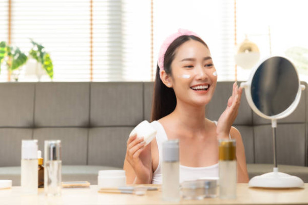 遮瑕盤 圖片來源：iStock