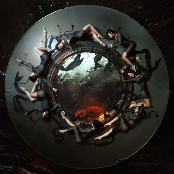 與LE SSERAFIM一同合作(圖片來源：IG@jolin_cai）