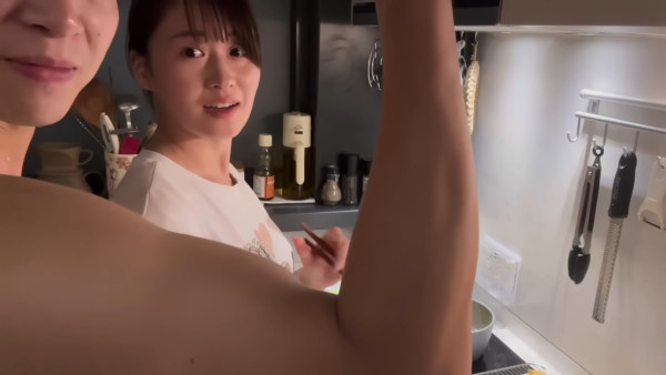 吳業坤太太拍片公開真實夫妻生活！晒流利廣東話甜蜜打造居家居酒屋 