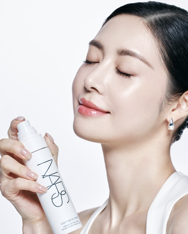 定妝噴霧推薦|NARS Light Reflecting™ 原生光定妝噴霧