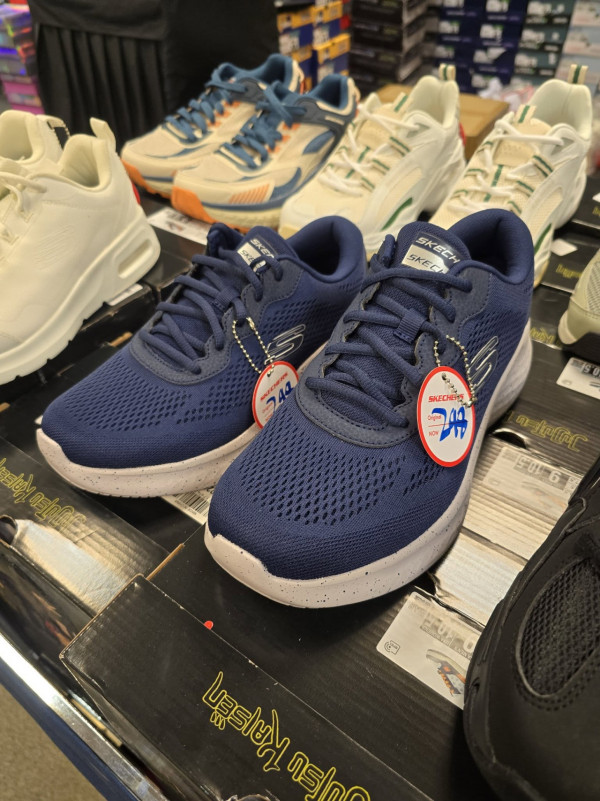 尖沙咀海港城開倉低至1折！休閒鞋KEEN/SKECHERS/Crocs+兒童圖書玩具$10起