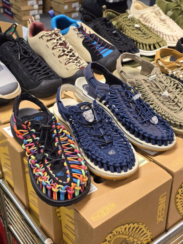 尖沙咀海港城開倉低至1折！休閒鞋KEEN/SKECHERS/Crocs+兒童圖書玩具$10起