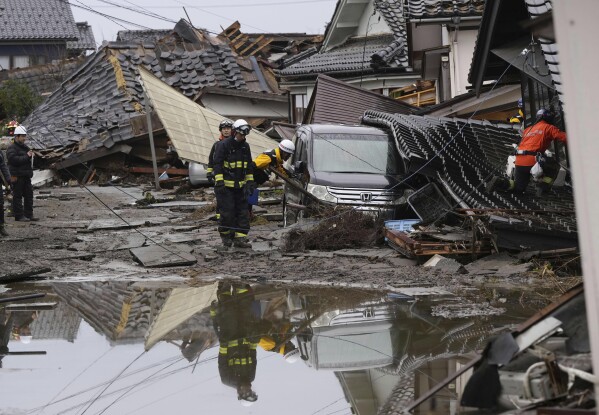 日本海嘯｜日本多地民眾緊急撤離 東京觀光景點關閉 中年婦「警報聲勾起14年前回憶」