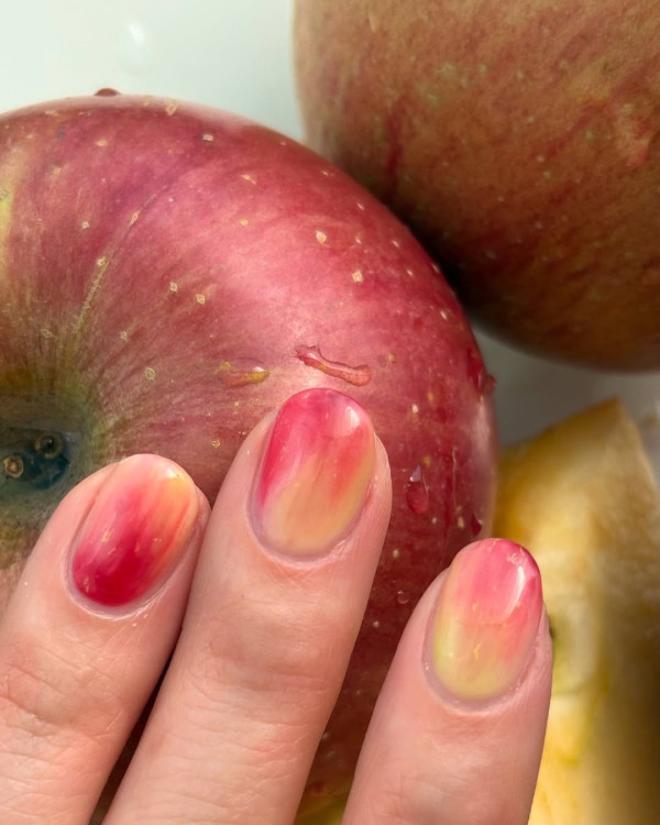 美甲款式推薦|水果系美甲 圖片來源:IG@nail.nuha