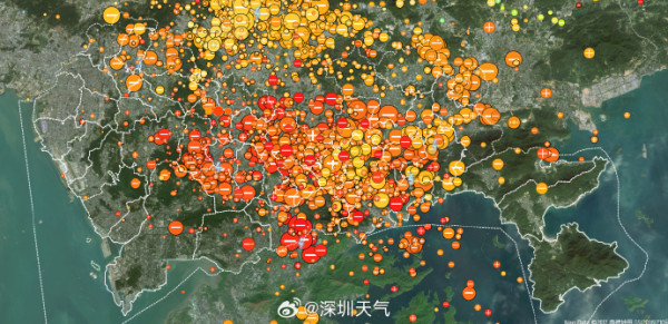 深圳凌晨降破今年紀錄特大暴雨！ 一度發出紅色預警 多區嚴重水浸 汽車被淹沒 