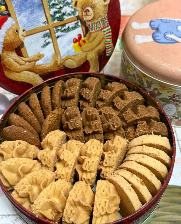 內地旅客來港買這些！香港8大必買手信清單：冰箱貼/線香變人氣之選