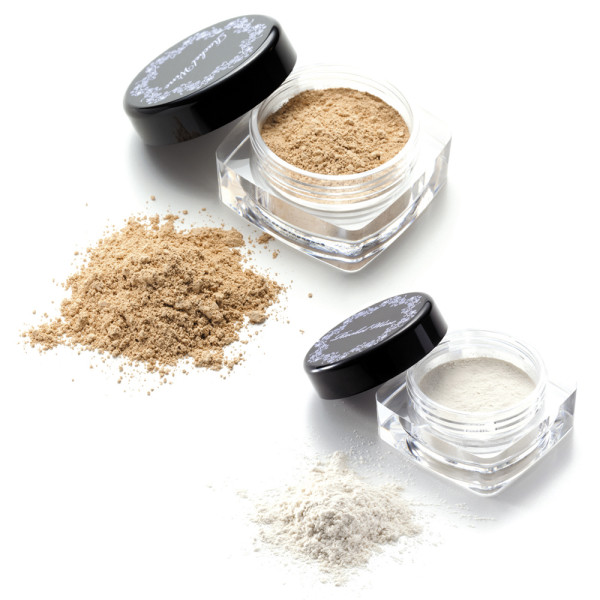 礦物粉底推薦|Rachel Wine 輕透礦物粉底