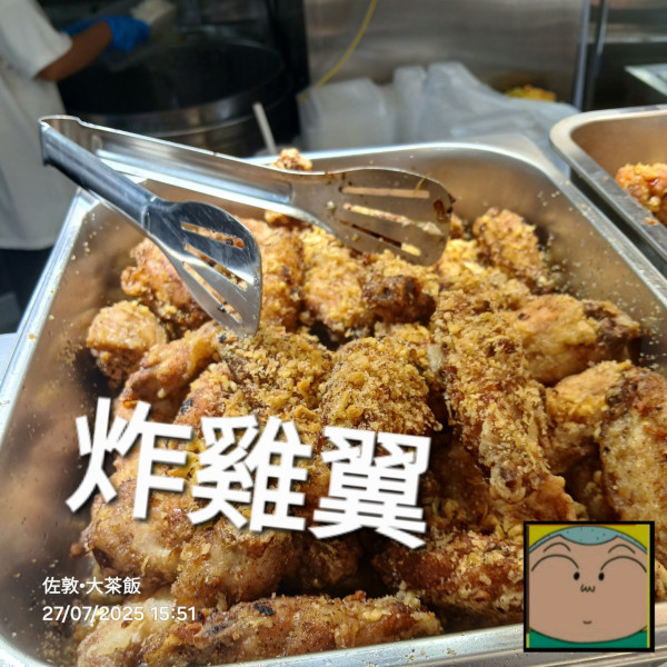 佐敦驚見破底價$15三餸飯 2條蒸倉魚當1餸 網民：咁平點賺錢