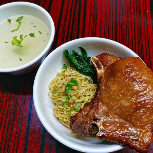 澳門宵夜推薦 澳門宵夜推薦。圖片來源:小紅書@啊啊7788、Facebook@一哥美食、Facebook@獨食麵屋、Facebook@大喜麻辣拌、Facebook@angel bb、小紅書@今天吃什麼、小紅書@粒粒子、小紅書@笑薯餅、小紅書@漢寶包、小紅書@每天吃啥、小紅書@藏ui、小紅書@吃一口比巴卜跳跳糖、Facebook@糖朝盛世、小紅書@長腿大寶貝