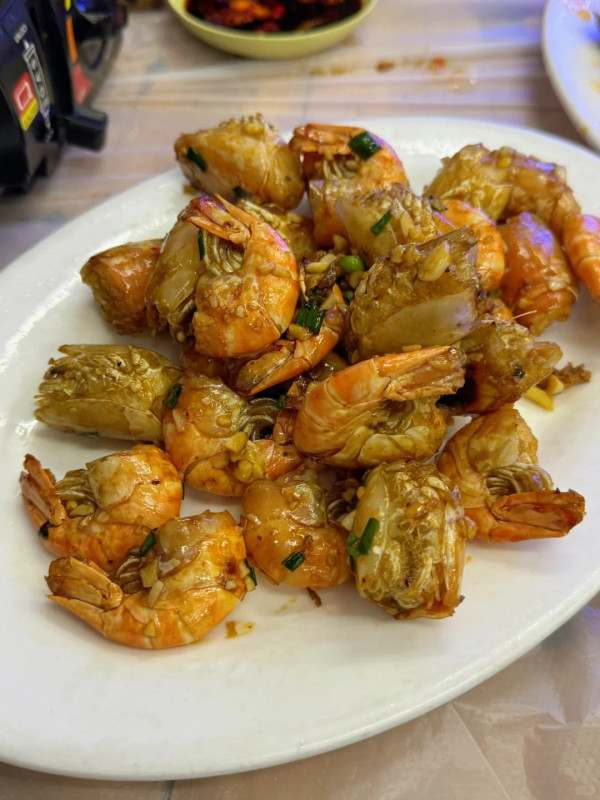 澳門宵夜推薦 澳門宵夜推薦。圖片來源:小紅書@啊啊7788、Facebook@一哥美食、Facebook@獨食麵屋、Facebook@大喜麻辣拌、Facebook@angel bb、小紅書@今天吃什麼、小紅書@粒粒子、小紅書@笑薯餅、小紅書@漢寶包、小紅書@每天吃啥、小紅書@藏ui、小紅書@吃一口比巴卜跳跳糖、Facebook@糖朝盛世、小紅書@長腿大寶貝