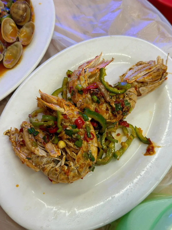 澳門宵夜推薦 澳門宵夜推薦。圖片來源:小紅書@啊啊7788、Facebook@一哥美食、Facebook@獨食麵屋、Facebook@大喜麻辣拌、Facebook@angel bb、小紅書@今天吃什麼、小紅書@粒粒子、小紅書@笑薯餅、小紅書@漢寶包、小紅書@每天吃啥、小紅書@藏ui、小紅書@吃一口比巴卜跳跳糖、Facebook@糖朝盛世、小紅書@長腿大寶貝