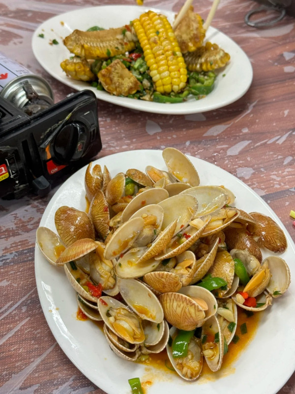 澳門宵夜推薦 澳門宵夜推薦。圖片來源:小紅書@啊啊7788、Facebook@一哥美食、Facebook@獨食麵屋、Facebook@大喜麻辣拌、Facebook@angel bb、小紅書@今天吃什麼、小紅書@粒粒子、小紅書@笑薯餅、小紅書@漢寶包、小紅書@每天吃啥、小紅書@藏ui、小紅書@吃一口比巴卜跳跳糖、Facebook@糖朝盛世、小紅書@長腿大寶貝