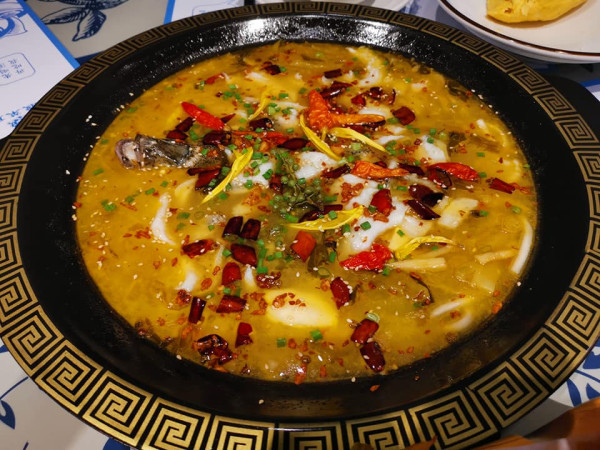 澳門宵夜推薦 澳門宵夜推薦。圖片來源:小紅書@啊啊7788、Facebook@一哥美食、Facebook@獨食麵屋、Facebook@大喜麻辣拌、Facebook@angel bb、小紅書@今天吃什麼、小紅書@粒粒子、小紅書@笑薯餅、小紅書@漢寶包、小紅書@每天吃啥、小紅書@藏ui、小紅書@吃一口比巴卜跳跳糖、Facebook@糖朝盛世、小紅書@長腿大寶貝