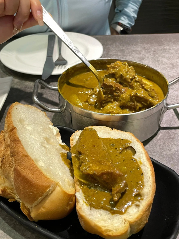 澳門宵夜推薦 澳門宵夜推薦。圖片來源:小紅書@啊啊7788、Facebook@一哥美食、Facebook@獨食麵屋、Facebook@大喜麻辣拌、Facebook@angel bb、小紅書@今天吃什麼、小紅書@粒粒子、小紅書@笑薯餅、小紅書@漢寶包、小紅書@每天吃啥、小紅書@藏ui、小紅書@吃一口比巴卜跳跳糖、Facebook@糖朝盛世、小紅書@長腿大寶貝