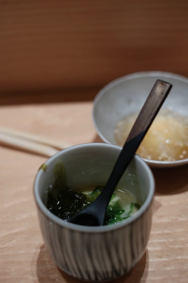 日本熱浪侵襲櫥窗食物熱到溶 今年第五度破40度！附遊日消暑攻略 