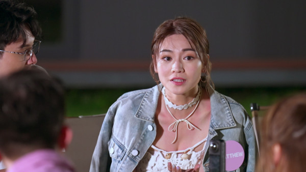 女神配對計劃｜葉蒨文曾展望同房宿一宵 GM花式氹女「勝利者式」十指緊扣