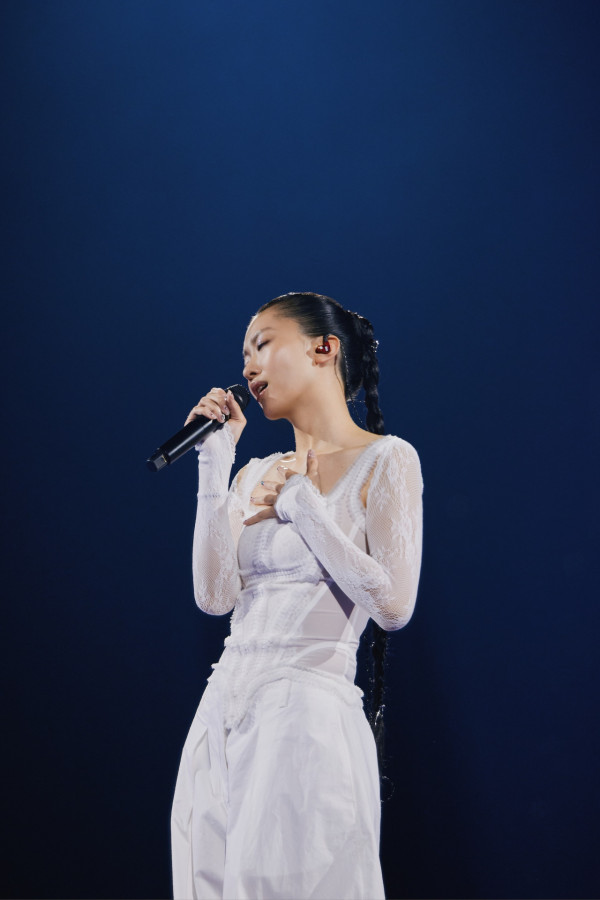 華納家族澳門演唱會｜陳奕迅愛女初登舞台展大將之風 Gareth.T驚喜宣布英國演唱會