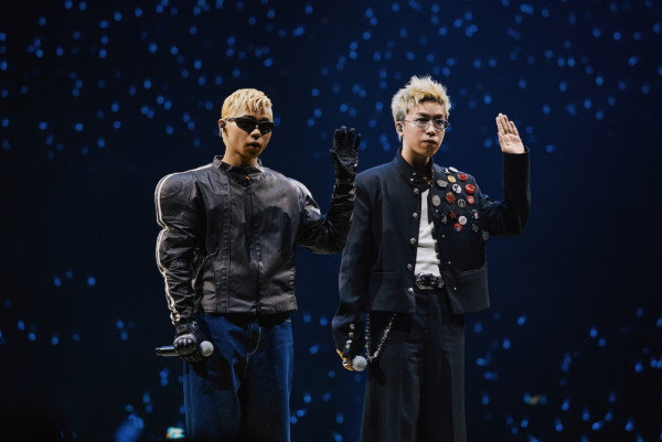 華納家族澳門演唱會｜陳奕迅愛女初登舞台展大將之風 Gareth.T驚喜宣布英國演唱會