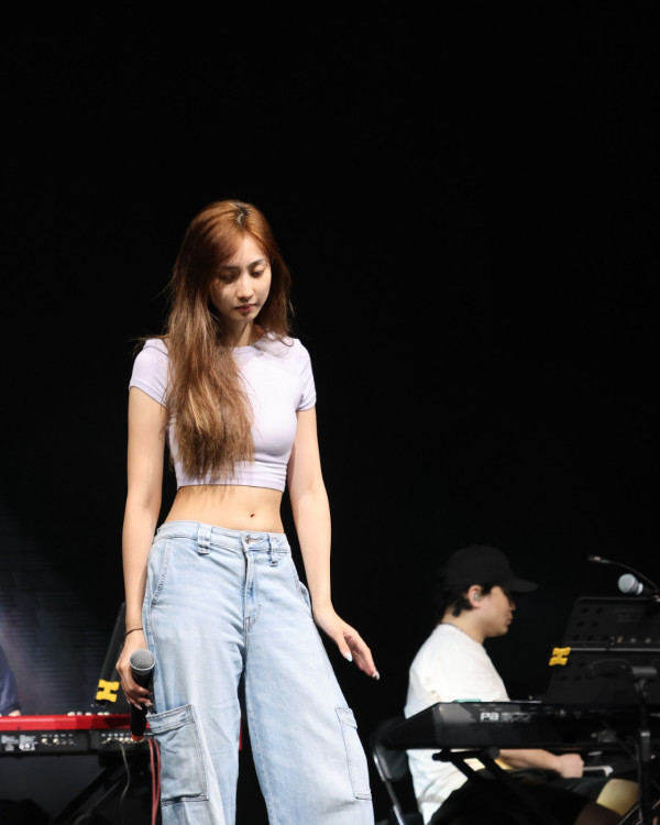 鍾柔美疑似誤Po男友私密影片遭瘋傳 火速刪除與Eden親吻畫面流出仍被留底