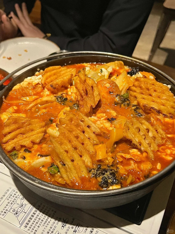 香港韓國餐廳13間心水推薦！必食拉絲芝士炸豬扒＋爆膏醬油蟹＋米芝蓮推介