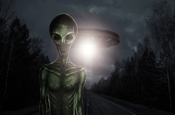 霍金預言成真？神秘星體12月逼近地球 哈佛學者警告恐有「敵意外星人」