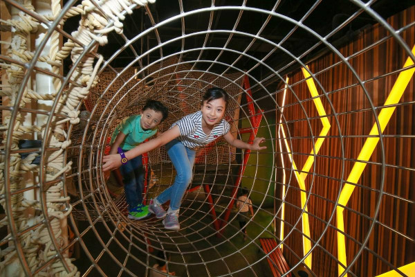 珠海5大親子好去處。資料/圖片來源：KKday、Trip.com、長隆飛船樂園、長隆海洋王國、小紅書@夏天的雨、小紅書@自轉陀螺