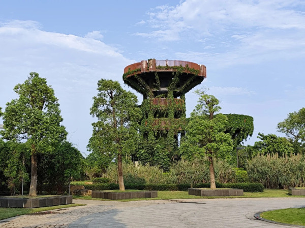 珠海5大親子好去處。資料/圖片來源：KKday、Trip.com、長隆飛船樂園、長隆海洋王國、小紅書@夏天的雨、小紅書@自轉陀螺