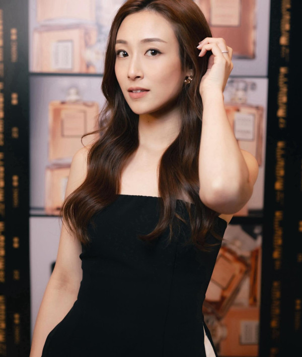 35歲前東張女神IG公佈懷孕喜訊 與機師老公結婚4年榮升準媽媽