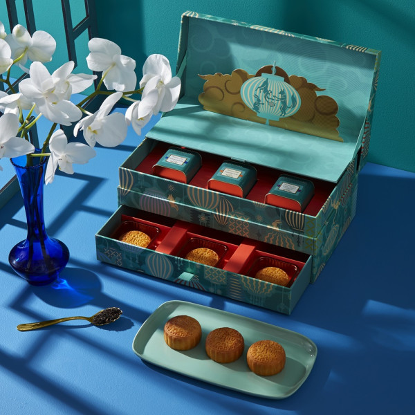 年輕人最愛月餅禮盒！卡通聯乘/茶味/麻糬/流心開心果 中秋送禮優惠低至半價