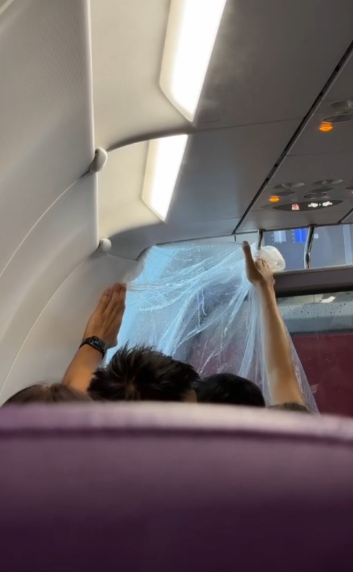 乘客黑雨搭飛機直擊雨水飄入飛機 網民：旅程未開始已經充滿驚險 