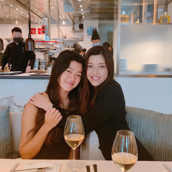 囡囡碩士畢業成學霸感欣慰(圖片來源:IG@cannyleungchishan)