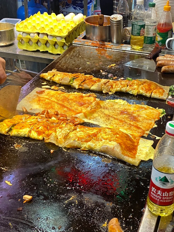 水圍夜市美食。來源：小紅書@不想取名字、小紅書@木之櫻、小紅書@好朋友雪兒、小紅書@食咩吖、小紅書@好吃好玩大紅薯、小紅書@楚楚子ye、小紅書@小仙女道生