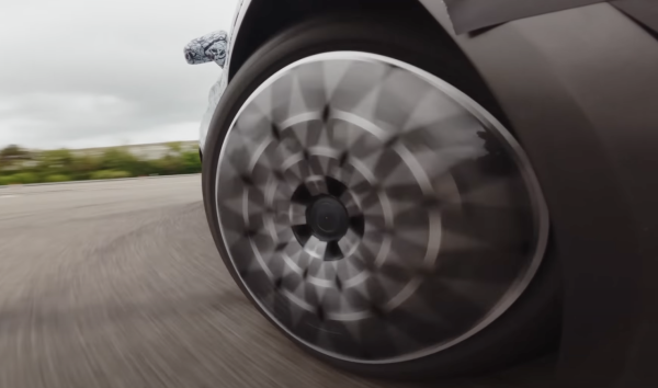 平治再戰純電市場 全新GLC可媲美AMG GT 復古設計加超強性能