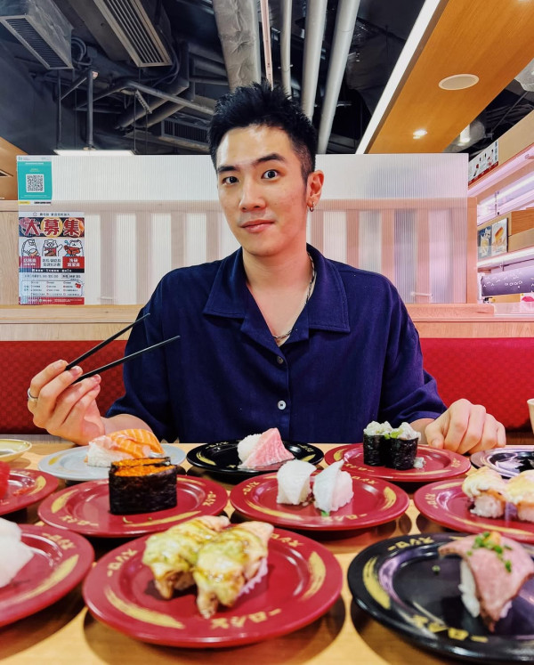 女神配對計劃｜細John姜卓文被爆有女友隱瞞關嘉敏 IG親回暗撻性感網紅傳聞