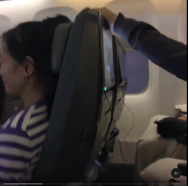 黑雨｜長途機乘客滯空驚魂27小時 機內影片流出 乘客連連尖叫雷聲不斷