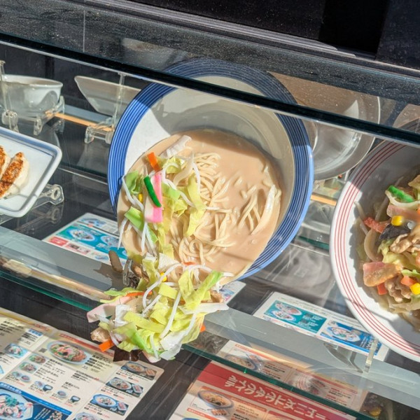 日本熱浪侵襲櫥窗食物熱到溶 今年第五度破40度！附遊日消暑攻略 