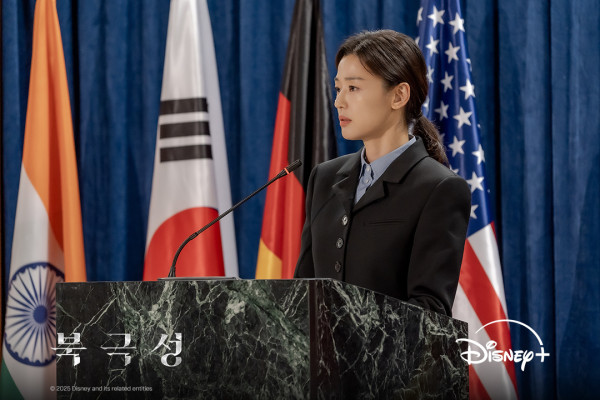 暴風圈韓劇Disney+線上看（圖片來源：IG@disneypluskr）