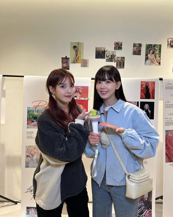 與IU由情敵變朋友（圖片來源：IG@k_hanna_）