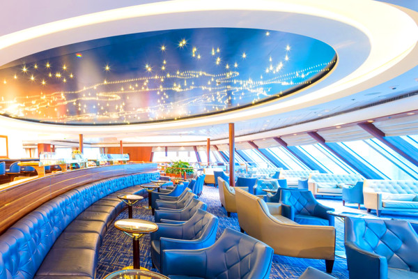 星旅遠洋郵輪「鼓浪嶼」號 集豐富娛樂與豪華設施 周末從香港出發 輕鬆享受五星級海上假期 